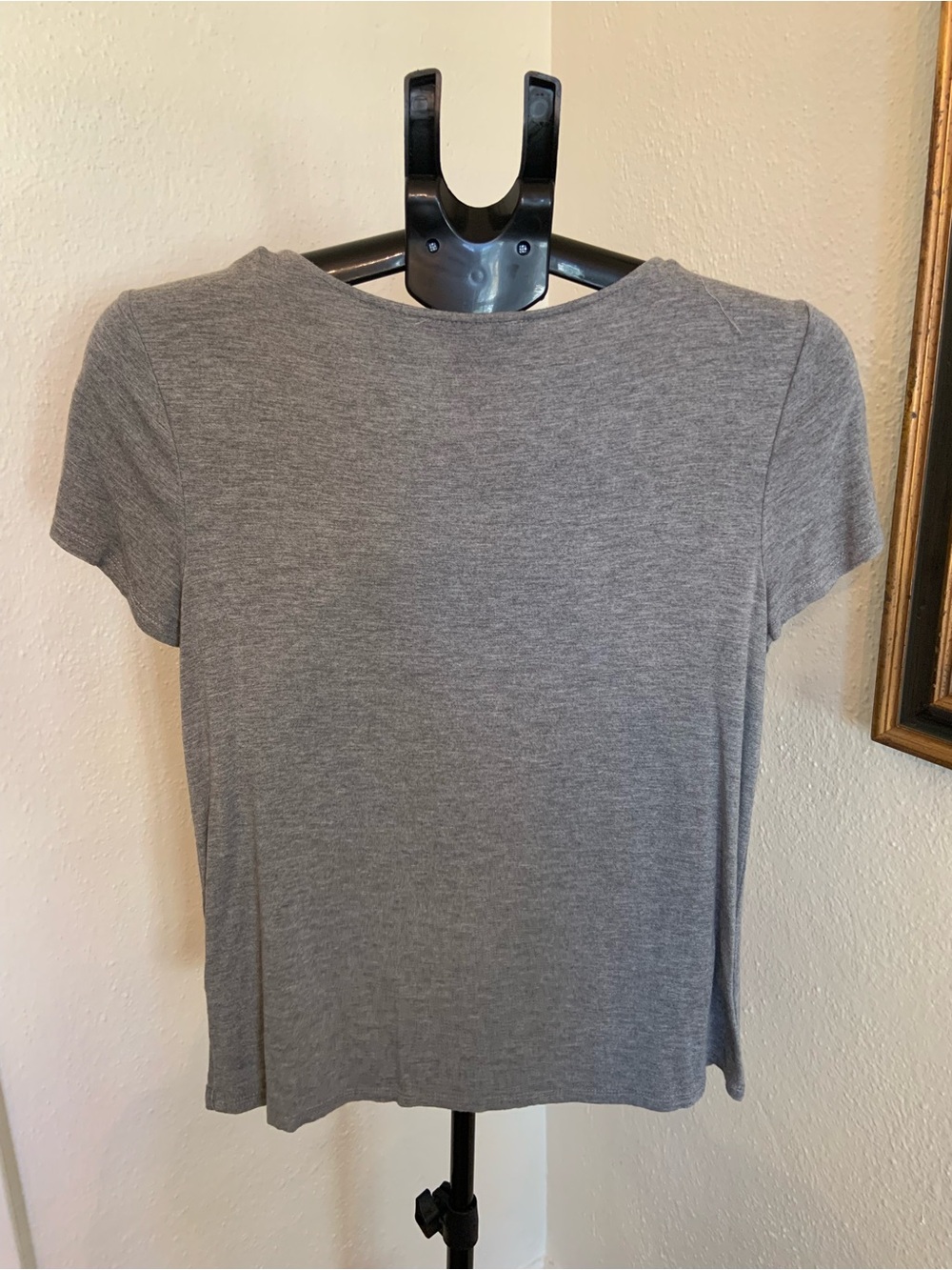 Cable & Gauge Grey Pearl-Trim Short Sleeve Top - Picture 6 of 6